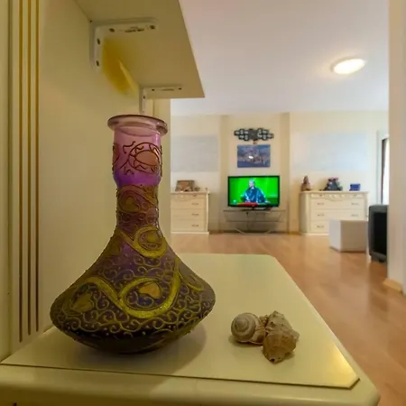 Stylish 2bedroom With Big Terrace Tb アパート *