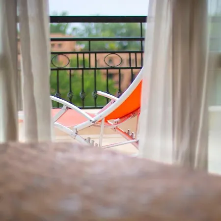 Stylish 2bedroom With Big Terrace Tb شقة