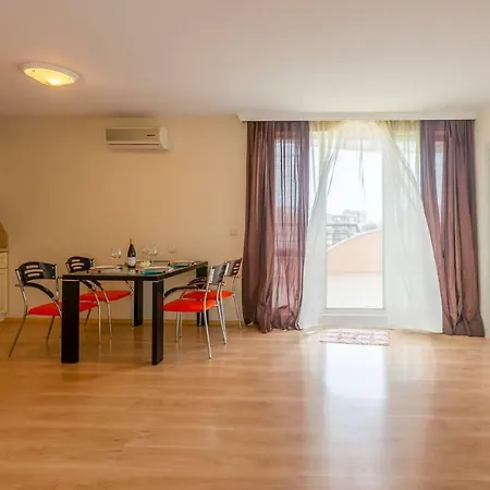 Stylish 2bedroom With Big Terrace Tb شقة ساني بيتش