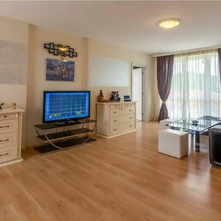 Stylish 2bedroom With Big Terrace Tb شقة ساني بيتش