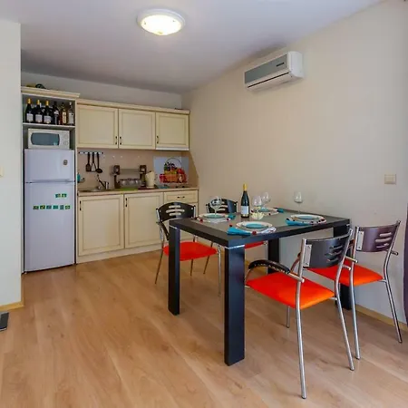 Stylish 2bedroom With Big Terrace Tb شقة ساني بيتش