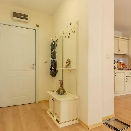 Stylish 2bedroom With Big Terrace Tb شقة ساني بيتش